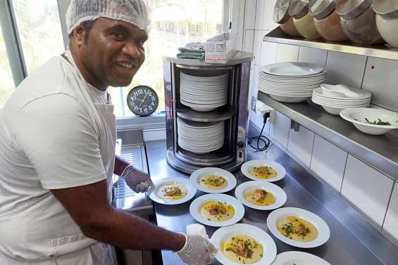 [Dumbéa] Aux Jardins d'Eleusis, le pari d'une cuisine locale et créative préparée sur place