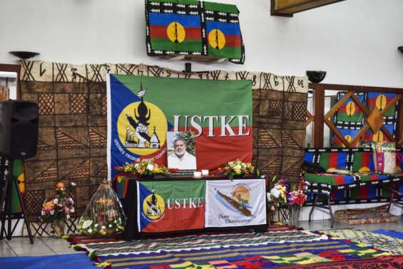 Les Calédoniens invités à rendre hommage à LKU au siège de l'USTKE