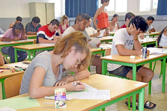 Enseignement : le bac nouvelle formule débute mercredi