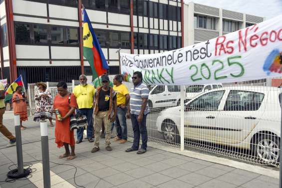 Des militants de l’UC devant le haussariat pour interpeller l’État