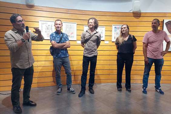 Quatre artistes s'inspirent du Musée maritime pour l'aider financièrement