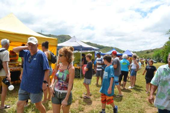 Le marché paysan fait le plein