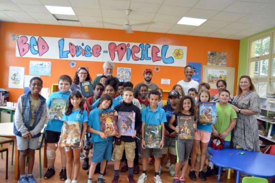 Deux auteurs de BD à la rencontre des Bouraillais