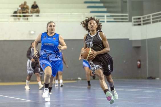Basket-ball : Rivière-Salée prend une option sur le titre de champion