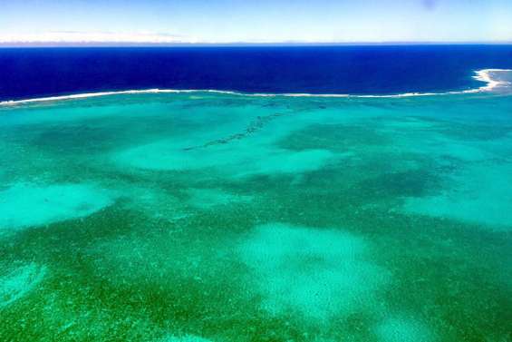 L'exploration et l'exploitation des fonds marins gelées