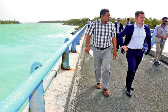 [Gros plan 3/3] Le programme du séjour ministériel