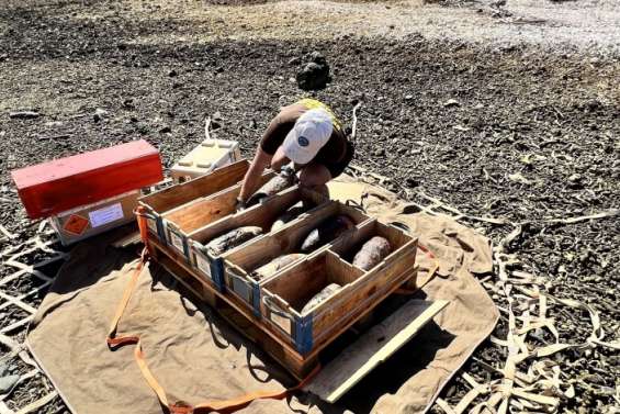 Les démineurs enlèvent quatorze obus du XIXe siècle sur l'îlot Tioaé