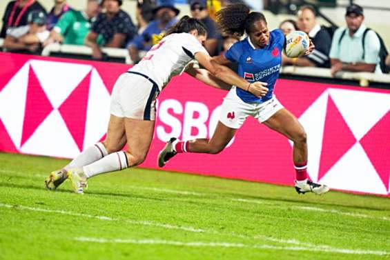 Rugby à VII : Yolaine Yengo, Nisié Huyard et la France manquent le podium à Dubaï