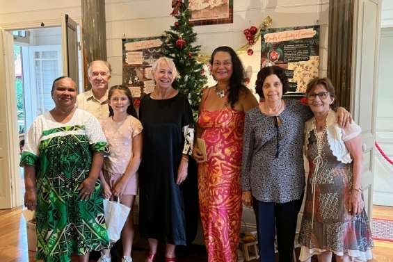 Trois auteurs de contes de Noël récompensés