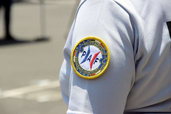 Une masseuse thaïlandaise en situation irrégulière conteste son expulsion du pays