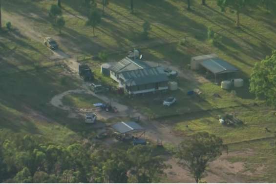 Six morts, dont deux policiers, lors d'une fusillade