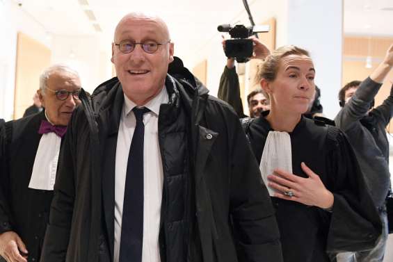 Rugby : le tribunal condamne Bernard Laporte