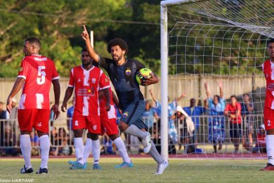 Joseph Athalé signe  en National 2