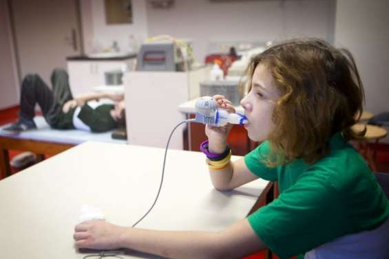 Mucoviscidose : un traitement innovant généralisé aux enfants