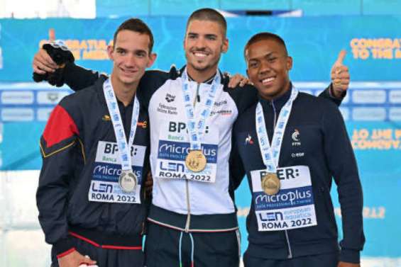 Les hommes autorisés en natation artistique aux JO