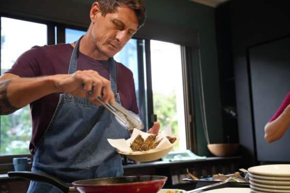 Les frites de taro et bigorneaux, de Gaby Levionnois