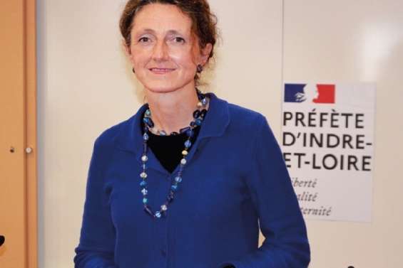 Mobilisation contre le limogeage d'une préfète