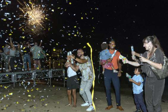 [EN IMAGES] L'année 2023 s'est ouverte dans la joie, la bonne humeur et le calme sur les routes