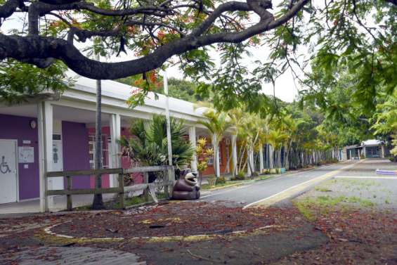 Faute d'effectifs, des classes continuent de fermer dans la capitale