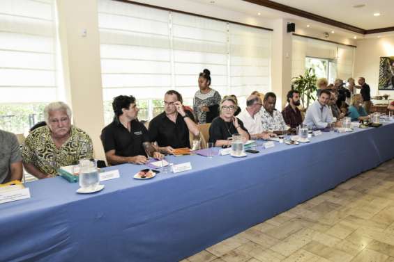 [PDF] Table ronde sur l'environnement à Vale : Le point du haussariat