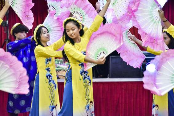 [Gros plan] La communauté asiatique a célébré le Nouvel An