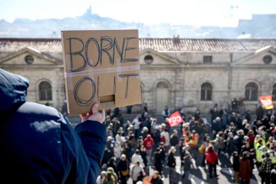 Retraite : Borne sur France 2 pour convaincre