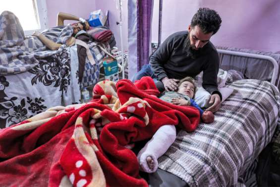 En Syrie, l'aide après le séisme peine à arriver