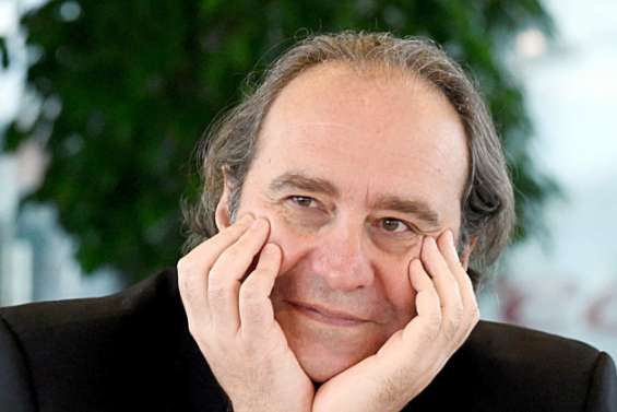 Xavier Niel s'attaque à la télé