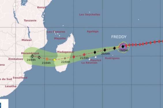 Cyclone Freddy : La Réunion se prépare