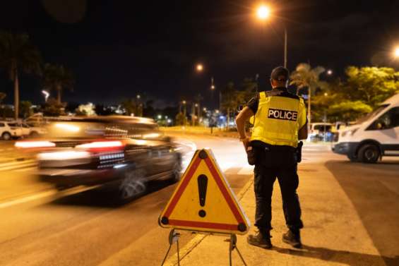 Sur les baies de Nouméa, les policiers en surveillance nocturne