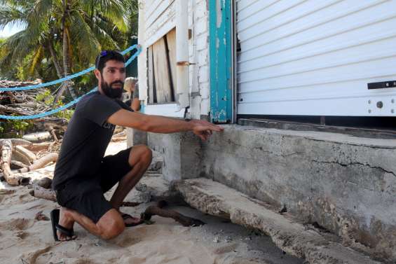 À l'îlot Amédée, le Mary D à l'arrêt, mais les plongées continuent