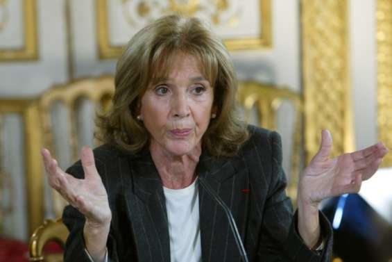 Macron rend hommage à Gisèle Halimi en s'engageant à inscrire l'IVG dans la Constitution