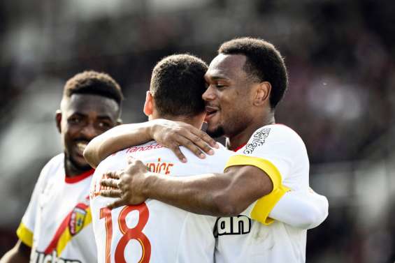 Football : Lens retrouve la lumière à Clermont