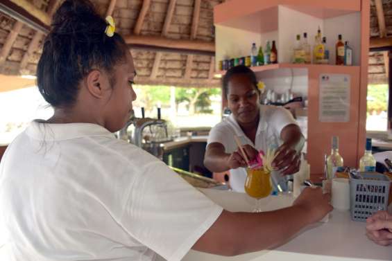 [INFOGRAPHIES] Plus diplômées, les femmes restent plus éloignées de l’emploi