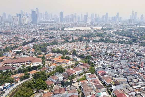 Indonésie : des habitants de Jakarta 