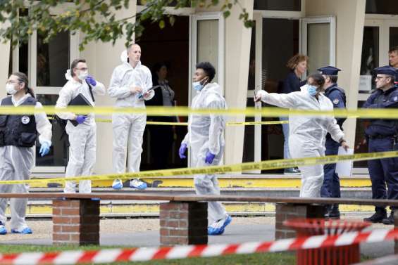 Un enseignant tué dans une attaque islamiste à Arras, la France en alerte 
