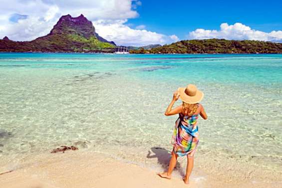 Polynésie : les dépenses des touristes internationaux en 2022 retrouvent leur niveau d’avant-crise
