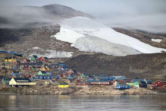 Au Groenland, l’univers inuit fond comme peau de chagrin