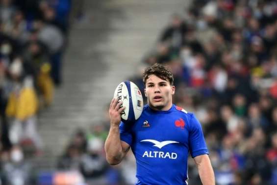 JO-2024 : Antoine Dupont, la star du rugby français, va rejoindre l’équipe de France à VII