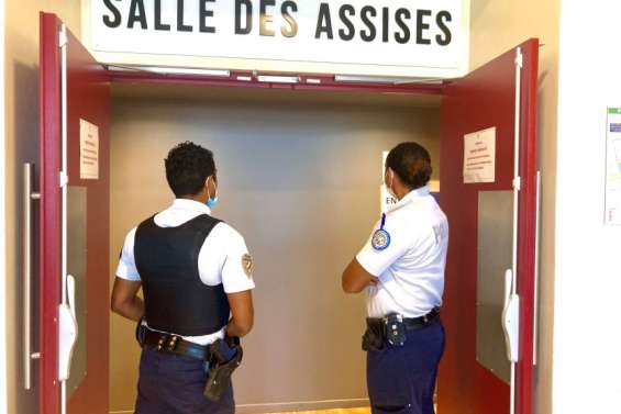 Une affaire de coups d’assiette mortels jugée devant les assises