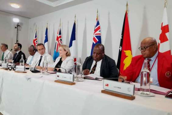 Pour garantir la stabilité du Pacifique Sud, les ministres de la Défense font bloc