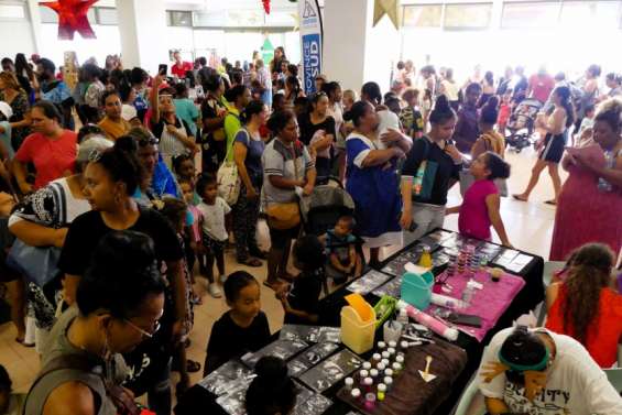 Des centaines de familles réunies au Noël de la province Sud