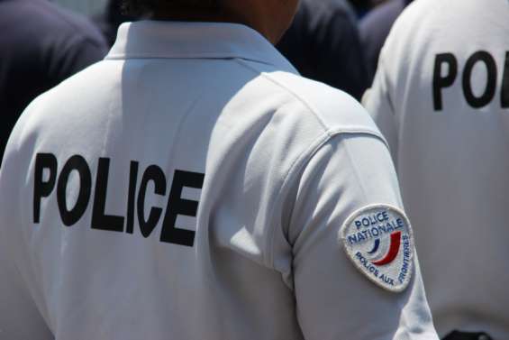 Il frappe un riverain qui se plaint du tapage nocturne et passe Noël en prison