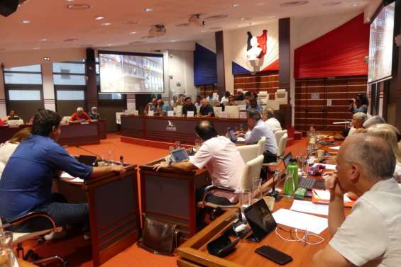 Examinée en seconde lecture, la taxe sur les produits sucrés définitivement adoptée