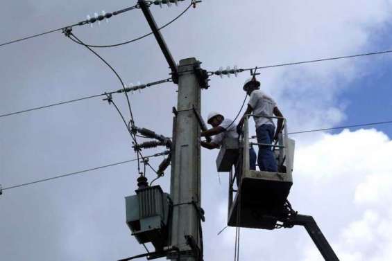 [Direct] Coupure de courant : 2 680 foyers encore privés d'électricité