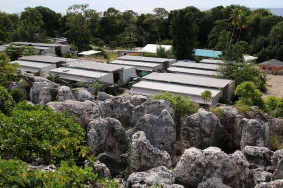 Politique migratoire australienne : des contrats accordés à des entreprises suspectées de divers trafics