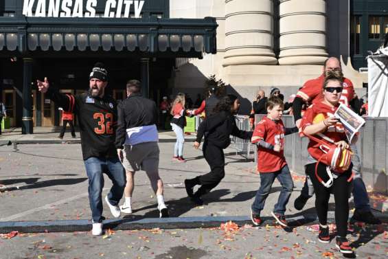 Des tirs font un mort et une dizaine de blessés lors de la parade du Super Bowl à Kansas City