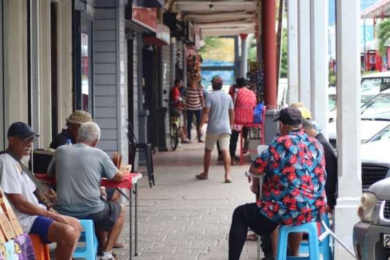 Moins de naissances, davantage de départs : 