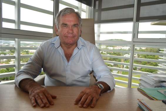 Révision des sièges au Congrès : Georges Naturel lance un appel 