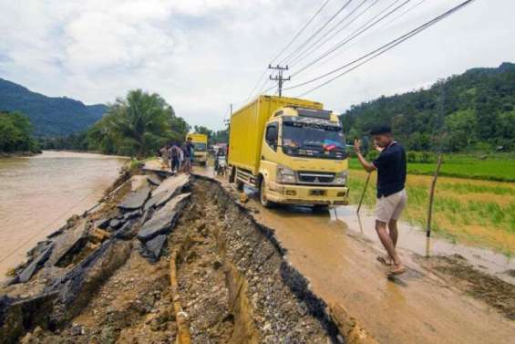 Indonésie : déjà 26 morts à la suite d'inondations à Sumatra